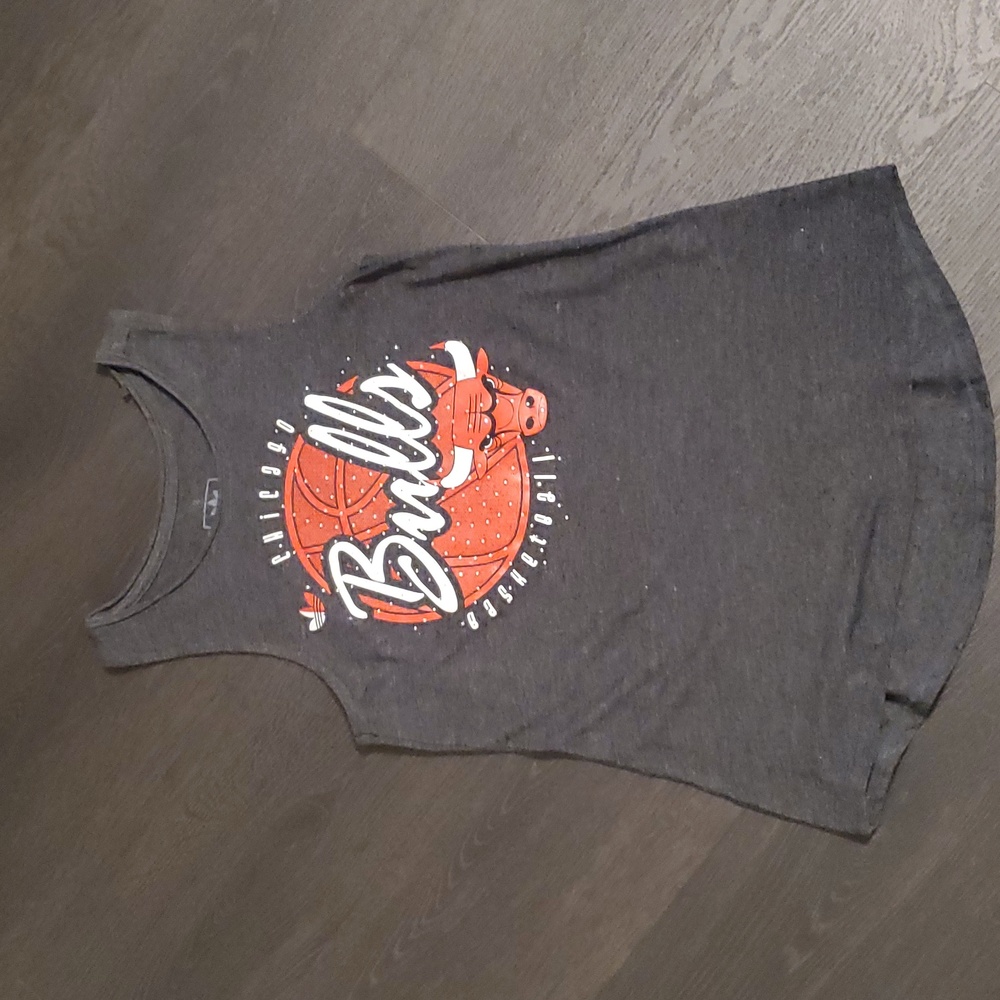 Adidas Chicago Bulls Tank Top- SIZE M